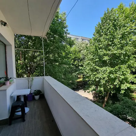 Reni's Apartment-with Private Parking In Center Burgas