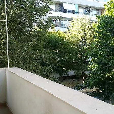 Reni's Apartment-with Private Parking In Center *